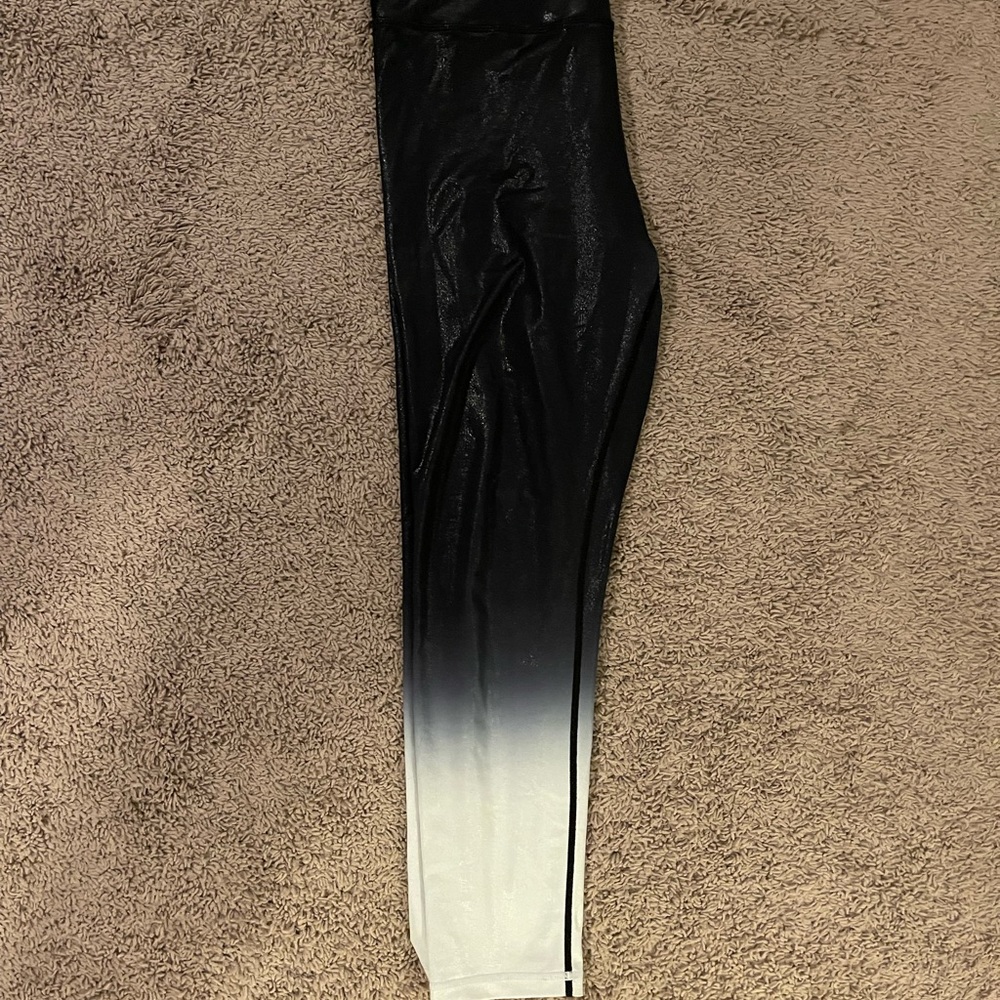 Zyia Light n Tight 7/8 Black Metallic Ombre